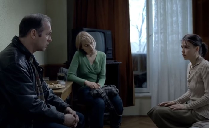 Avortaţi comunismul!