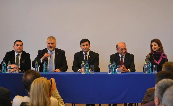 Cum arată strategia politică a lui Traian Băsescu în teritoriu. Februarie 2016