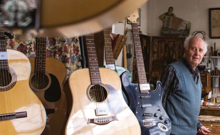 Einschenk. Umple Transilvania de sunet de 120 de ani neîntrerupt