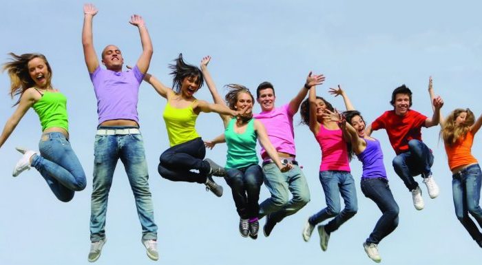 Adolescență, uniformitatea e asasinul&nbsp;tău