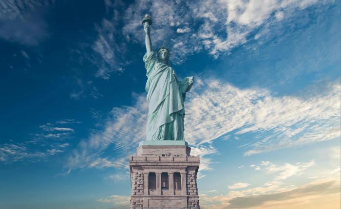 Care-i treaba cu izolaționismul american? Scurtă istorie a momentelor când ne-am întrebat de ce nu „vin&nbsp;americanii”!